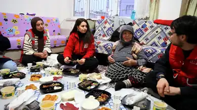 Kızılay, Ramazan'da Yaşlıları Unutmuyor